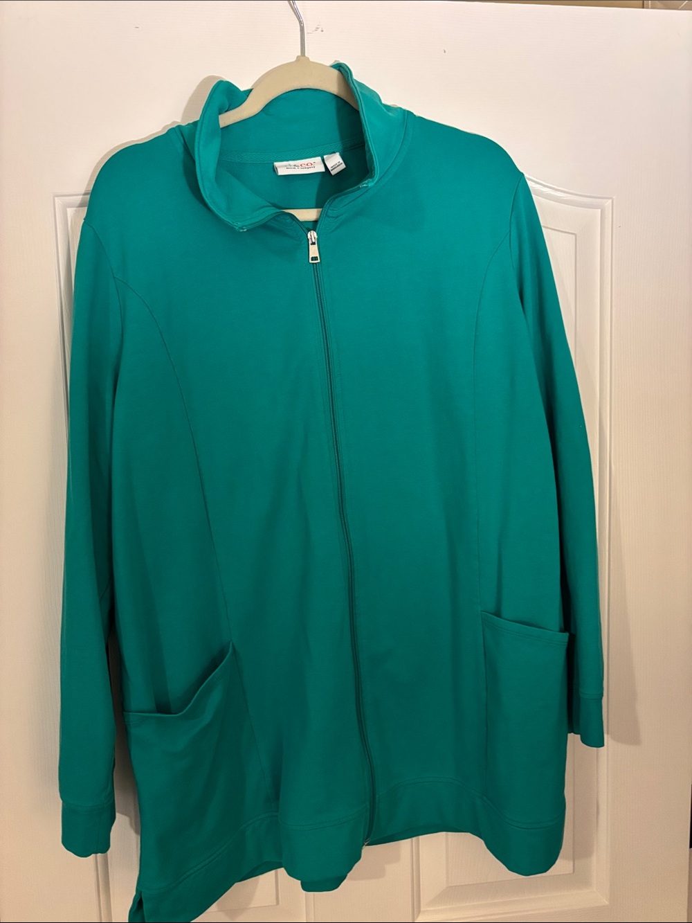 Denim and Company Teal Zip-Up Women's sweatshirt - size XL.